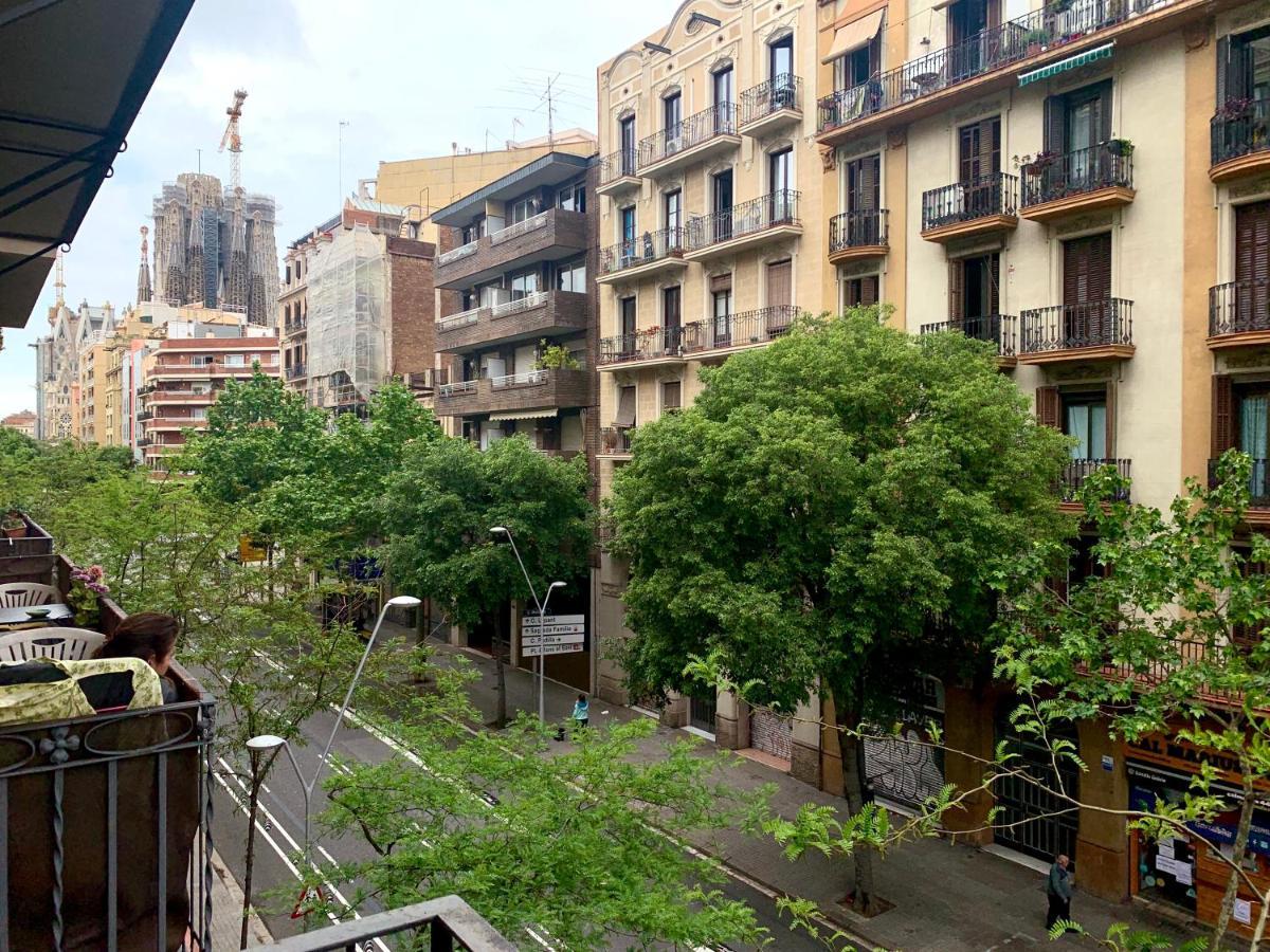 Charm Sagrada Familia Apartment Barcelona Exterior photo